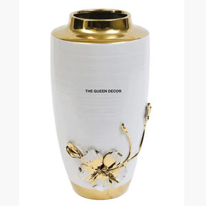 Décorations d'intérieur traditionnelles et modernes : Vase à fleurs classique en aluminium moulé avec une finition métallique raffinée qui sublime - Product Image 2