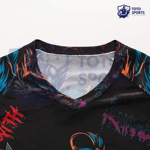 T-shirt de sublimation pour homme en polyester respirant, coupe ajustée, séchage rapide, haute qualité, personnalisable avec logo, différentes couleurs, best-seller, service optimal - Product Image 4