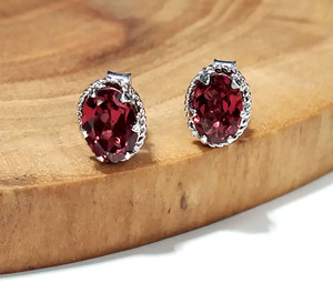 KGN SILVER JEWELLERY HOUSE ต่างหูเงินแท้ 925 ประดับพลอยโกเมนสีแดงธรรมชาติทรงรีเจียระไน งานแฮนด์เมด เครื่องประดับคุณภาพสำหรับผู้หญิง - Product Image 2