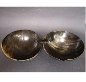 Moderna Cuenco de Cuerno Hecho a Mano con Diseño de Ángel, Decorativo y de Primera Calidad para Servir en la Comedor o Decorar el Hogar, por Tradebyd - Product Image 2