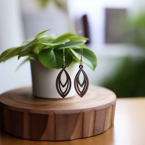 Boucles d'oreilles tendance en bois poli écologique, design géométrique, faciles à assortir pour les soirées - Product Image 4