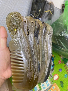 หวีเขาควายทำด้วยมือขนาดใหญ่สไตล์คลาสสิกสำหรับผู้ใหญ่ใช้ในบ้าน - Product Image 1