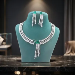 Ensemble collier et boucles d'oreilles en argent plaqué pour femmes, avec zircon taillé en forme de cœur, bijoux romantiques pour mariage, cristaux en strass, ensembles de bijoux tendance - Product Image 5