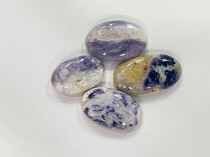 Lot de 10 cabochons en pierre naturelle violette, qualité AA, taille ovale, formes variées, 39g, cirés/huileés, pierres précieuses en vrac pour la fabrication de bijoux, Inde - Product Image 2