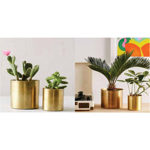 Pot de fleurs en acier inoxydable cannelé de luxe, pot à plantes en métal doré côtelé, pot de fleurs décoratif haut et rond pour la décoration intérieure de la maison et de l'hôtel - Product Image 3