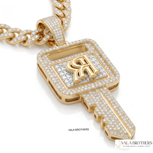 Pendentif personnalisé en moissanite, pendentif clé en moissanite avec pierres taille baguette, charme hip-hop de luxe pour homme, à porter au quotidien - Product Image 2