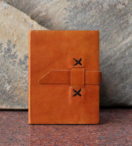 Cuaderno de Papel de Algodón Reciclado Hecho a Mano, Estilo Étnico, Tapa Dura, Libre de Ácido, Cuero de Cabra, Camelon Exports, Origen Rajasthan, 48 Páginas - Product Image 3