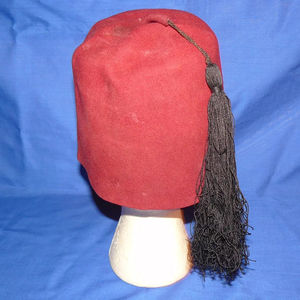 หมวกเฟซสีแดงเบอร์กันดีสำหรับฟรีเมสัน พร้อมพู่ห้อย หมวกฟรีเมสันคุณภาพสูงสั่งทำได้ ขายดีที่สุด - Product Image 2