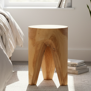 Tabouret trépied artisanal de luxe ARTERRA pour villa, hôtel et appartement, en teck massif, siège polyvalent, espaces rustiques et modernes - Product Image 4