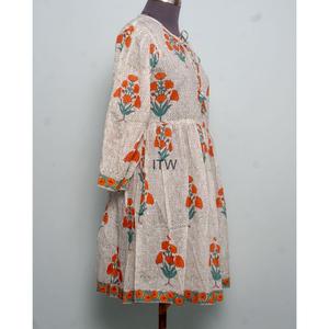 Robe d'été pour femmes, style bohème, imprimé floral, taille cintrée, manches 3/4, col à cordon, longueur genou - Product Image 2