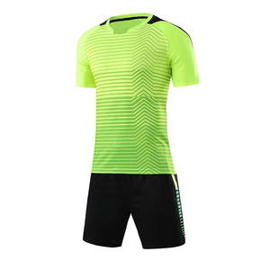 Camisetas de Fútbol Unisex Personalizables de Alta Calidad para Invierno con Logotipo de Patrocinador del Club - Product Image 6