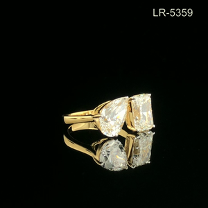 แหวนเพชรทรงรัศมี 5 กะรัต ประดับเพชรแล็บโกรว์ IGI Certified ตัวเรือนทองคำขาว 14k ชุบโรเดียม ดีไซน์หรูหราทันสมัย เหมาะสำหรับเป็นของขวัญวันครบรอบสำหรับผู้หญิง - Product Image 3