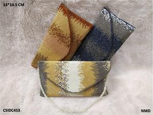Pochette de soirée en soie brodée de fleurs faites à la main avec chaîne, forme demi-lune, pour les soirées - Product Image 4