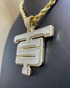 Pendentif en moissanite de forme géométrique, plaqué or, argent sterling 925, taille personnalisée, style hip-hop, haute qualité, ICEDJEWELZ - Product Image 2