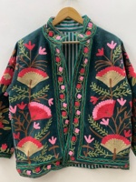 Chaqueta Corta de Invierno para Mujer, Estilo Bohemio, de Terciopelo Suzani, Bordada a Mano con Diseño Floral, Prenda Étnica Elegante