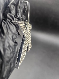Pendentif en alliage de zinc plaqué argent avec lettre K, cristal et strass, style hip-hop, cadeau unisexe - Product Image 6