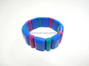 Achetez la dernière collection de bracelets en résine tendance Collection de bracelets au design exclusif - Product Image 4