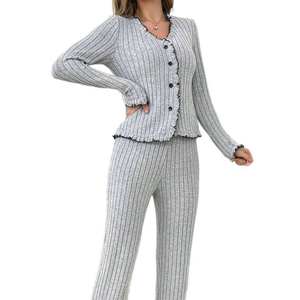 Conjunto de Pijamas de Invierno para Mujer al por Mayor, Ropa de Dormir para Mujer, Tallas Grandes - Product Image 1