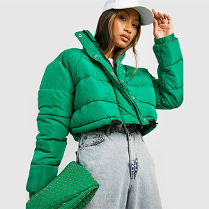 Chaqueta acolchada verde para mujer, con cuello alto, cierre de cremallera, corta, cálida, para invierno - Product Image 1