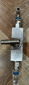 ฮันนี่เวลล์ M3VIS4410SS วาล์วแมนิโฟลด์ 3 วาล์ว สแตนเลส 316 แรงดันสูง 4500 PSI วาล์วส่งสัญญาณความดันแบบดิฟเฟอเรนเชียล - Product Image 4