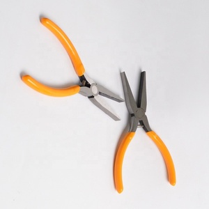 Kit Profesional de Herramientas para Extensiones de Cabello, Alicates Dorados de Alta Calidad con Aguja y Elegante Estuche de Cuero para Peinado - Product Image 2