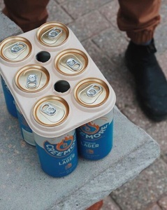 Caja Cuadrada de Pulpa Moldeada Premium para 6 Latas de Cerveza, Ligera, Resistente, para Transporte de Bebidas, Sin Blanquear, para Cervecería - Product Image 1