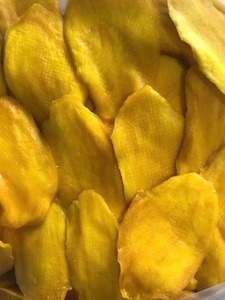 Bandes de mangue biologiques de luxe séchées au soleil, croquantes – Snack de fruits tropicaux mûris sur l'arbre pour l'énergie quotidienne - Product Image 2