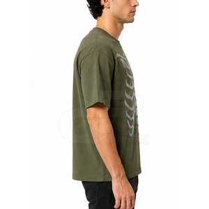 Camiseta con Estampado Reflectante de Moda para Hombre, Corte Holgado, Estilo Urbano, con Tela de Primera Calidad - Product Image 6