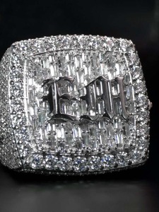 Bague de fiançailles de luxe pour homme en moissanite, très demandée, bijou étincelant pour occasions spéciales, en promotion - Product Image 6