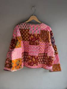 Veste matelassée patchwork florale pour femme, col mandarin, manches longues, poches imprimées, rembourrage en coton tissé, longueur standard, cadeau - Product Image 6