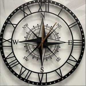 Reloj de Mesa Moderno de Lujo en Metal Dorado, Reloj de Escritorio Minimalista para Decoración del Hogar, Elegante Reloj de Escritorio de Metal Dorado - Product Image 2