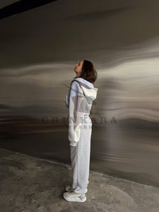 เสื้อฮู้ดครอปแขนยาวผู้หญิงรุ่นใหม่ปี 2026 สไตล์ลำลองแนวสตรีทแวร์ ODM โลโก้ด้านหน้า ผลิตจากผ้าฝ้าย/ใยไผ่ - Product Image 2