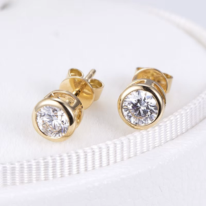 Classic Round Brilliant Cut Diamond <b>Stud</b> <b>Earrings</b> in Yellow Gold Women's Everyday Wear - Product Image 2