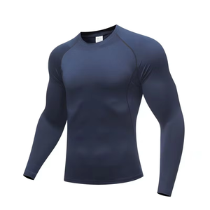 T-shirt de compression pour homme, 95% coton, 5% élasthanne, coupe ajustée, noir uni avec logo personnalisé, motif uni, t-shirt de fitness pour homme - Product Image 3