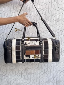 กระเป๋าเดินทางหนังวัวลายตะวันตก ดีไซน์ลายตาราง ทำมือ กระเป๋าเดินทางแบบ unisex ใช้ได้หลากหลาย ขนาดใหญ่ - Product Image 4