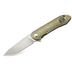 Couteaux pliants professionnels avec lame en acier multicouche, poignée confortable et mécanisme de pivotnement fluide pour la randonnée et le camping - Product Image 3