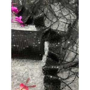 Sari de créateur avec broderie de sequins et bordure en dentelle, tissu de sequins de qualité supérieure - Product Image 5