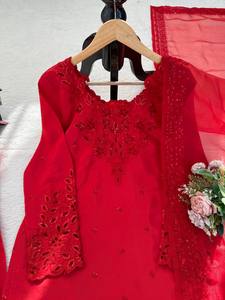 Conjunto de Salwar Kameez Rojo Bordado en Poliéster, Largo hasta el Suelo, para Mujer, Vestido Étnico para Fiesta, Diwali, Graduación, Boda - Product Image 3