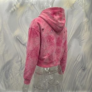 เสื้อฮู้ดครอปสีชมพู Snow Grace แบบซิปหน้า โลโก้สตรีทแวร์ ทรงโอเวอร์ไซส์ แขนปกติ ยูนิเซ็กส์ ผ้าฝ้ายสำหรับฤดูหนาว เนื้อผ้าเฟรนช์เทอร์รี่ - Product Image 4