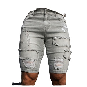 Short en jean d'été gris clair pour homme avec motif déchiré et effiloché Motif solide Tendance de la rue et style décontracté Impression numérique - Product Image 1