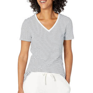 T-shirt moderne pour femmes, design minimaliste, tissu doux et léger, tenue décontractée, t-shirt en coton pour femmes - Product Image 1