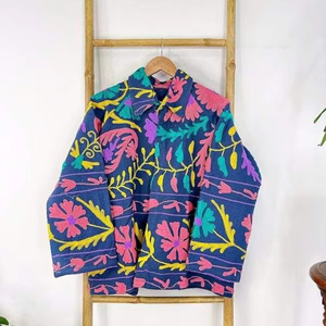 เสื้อแจ็คเก็ตปักลายซูซานีสีกรมท่า งานปักด้ายลายพฤกษศาสตร์สีสันสดใส เสื้อโค้ทแฮนด์เมดสไตล์โบฮีเมียนสุดหรูสำหรับผู้หญิง - Product Image 1