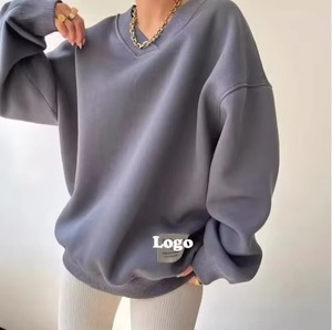 Sweat-shirts à capuche oversize à col rond pour femmes et hommes, grandes tailles, personnalisables avec badge sur le devant, épaules tombantes, en molleton de coton pour l'hiver - Product Image 4