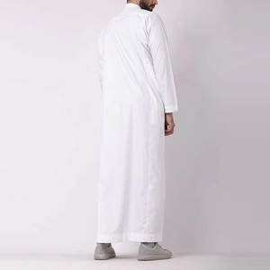 Túnica Tradicional Árabe de Lujo Color Marrón, Elegante Jubba para Hombre, Suave y Transpirable, Atuendo Islámico Moderno, Thobe / Thawb - Product Image 2