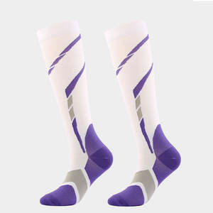 Chaussettes de compression sportives pour le soutien de la circulation, respirantes, imperméables, légères, durables, médicales, avec couleurs et tailles personnalisées - Product Image 2