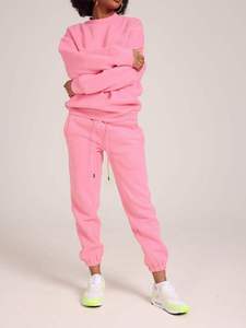 Stylish High-Grade Fleece Women's Tracksuits Customized Design Printing with Logo New Fashionable Women's Tracksuits - Product Image 4