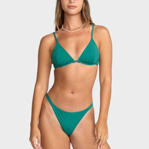 Conjuntos de bikini de 2 piezas para mujer, hechos con tela de poliéster, modernos y de color liso. - Product Image 1