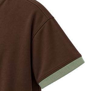 Camiseta Extra Grande para Hombre, Color Marrón con Ribete Verde en Contraste, Manga Corta, Cuello Redondo, Tejido Jersey Informal - Product Image 5