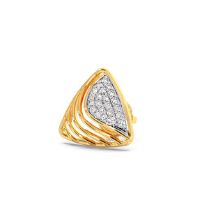 Boucles d'oreilles clous en forme de feuille de triangle doré avec diamants - Product Image 2