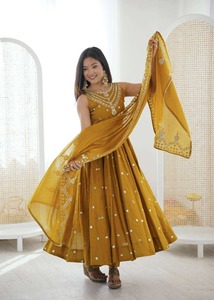 Premium Quality <b>Women</b> Anarkali <b>Suit</b> Set Featuring Intricate Heavy Embroidery Flared For <b>Wedding</b> Festive And Party Wear - Product Image 2